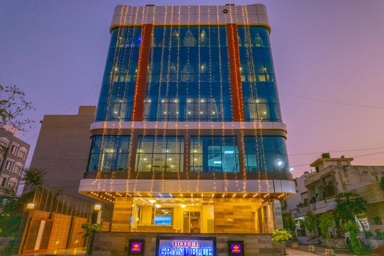Pax Grand Blue Hotel Udaipur Exterior photo